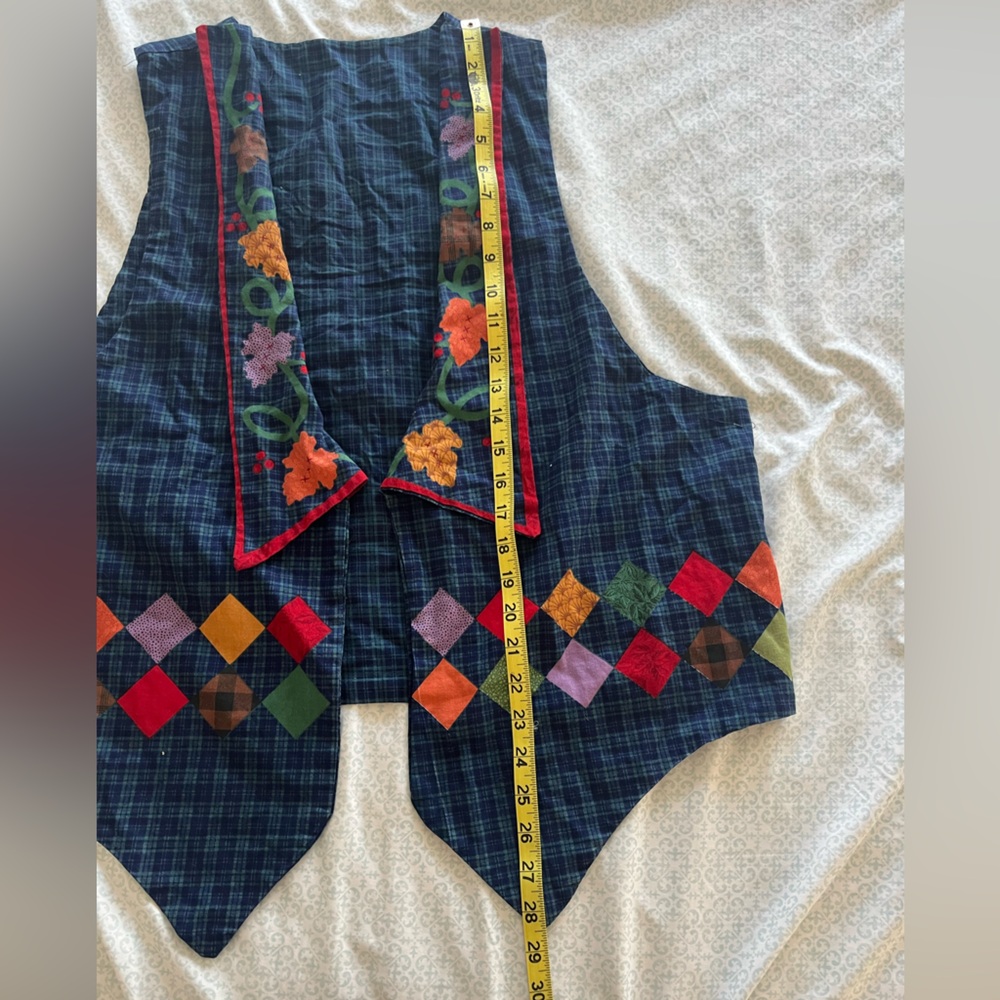 Autumn Themed Vest - Picture 5 of 6